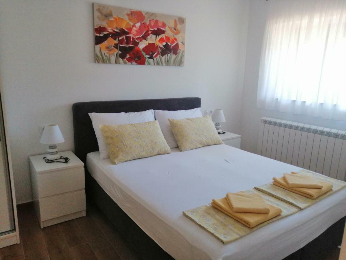 Apartments M&B Sveti Juraj Dış mekan fotoğraf